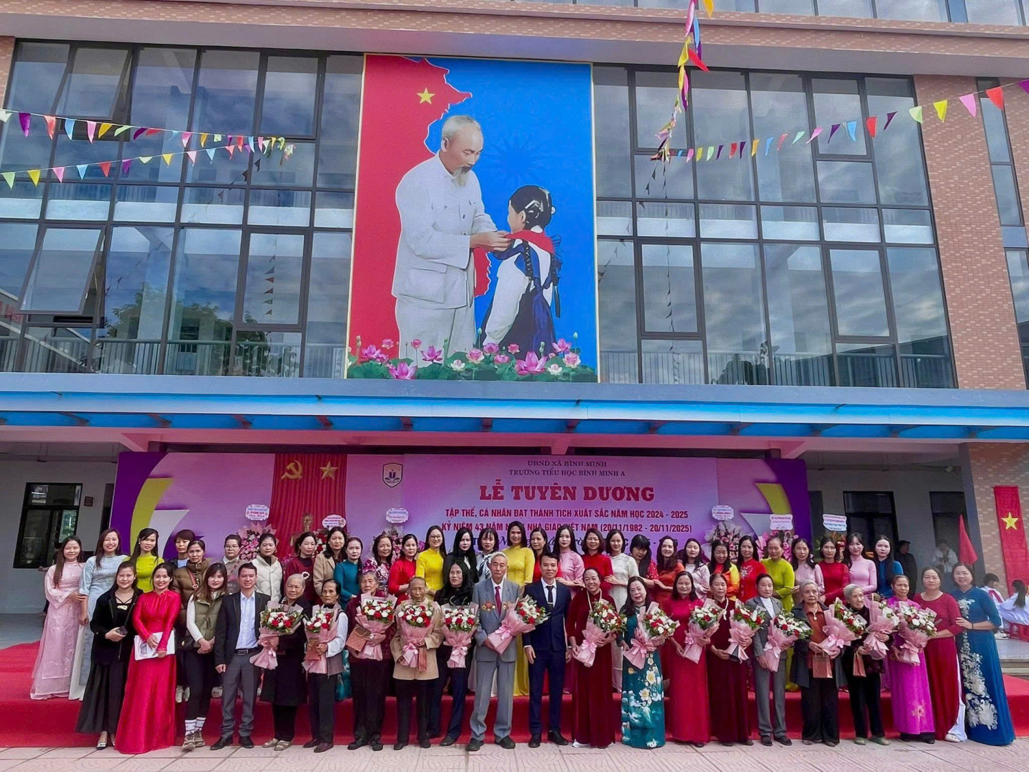 TRƯỜNG TIỂU HỌC BÌNH MINH A TỔ CHỨC KỶ NIỆM 43 NĂM NGÀY NHÀ GIÁO VIỆT NAM