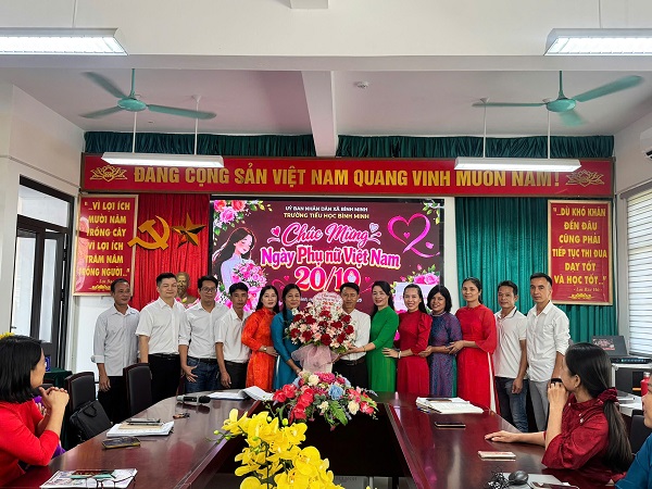 TRƯỜNG TIỂU HỌC BÌNH MINH TỔ CHỨC GẶP MẶT, CHÚC MỪNG NGÀY PHỤ NỮ VIỆT NAM 20/10/2026